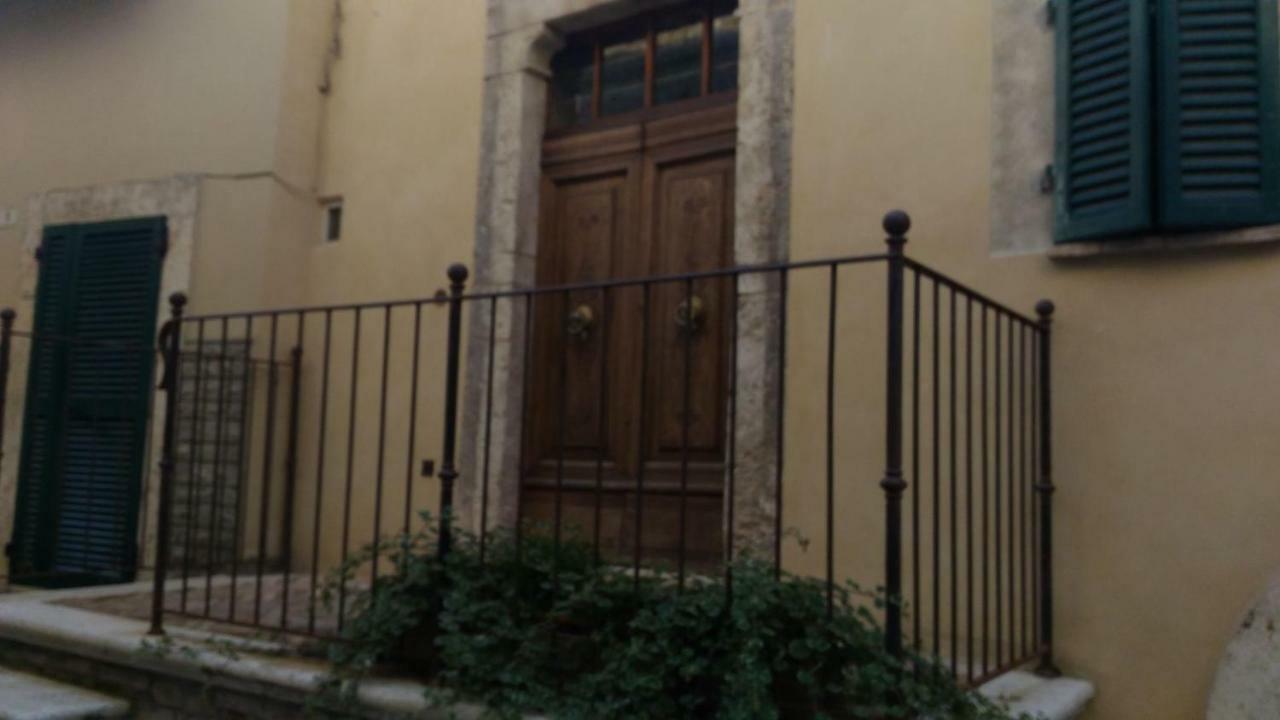La Casa Nel Dentro Villa Campiglia dʼOrcia Екстериор снимка